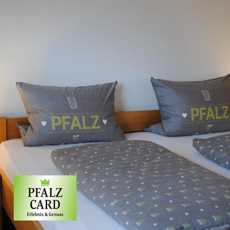 Ferienhaus Rauwolf Mit 2 Ferienwohnungen Roschbach 外观 照片