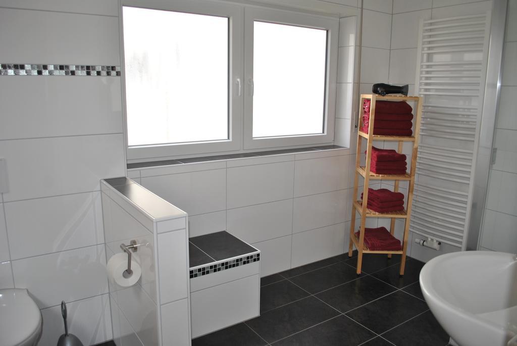 Ferienhaus Rauwolf Mit 2 Ferienwohnungen Roschbach 外观 照片